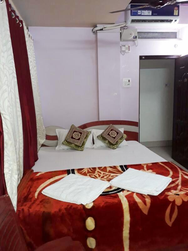 Royal Guest House Gaya Ngoại thất bức ảnh