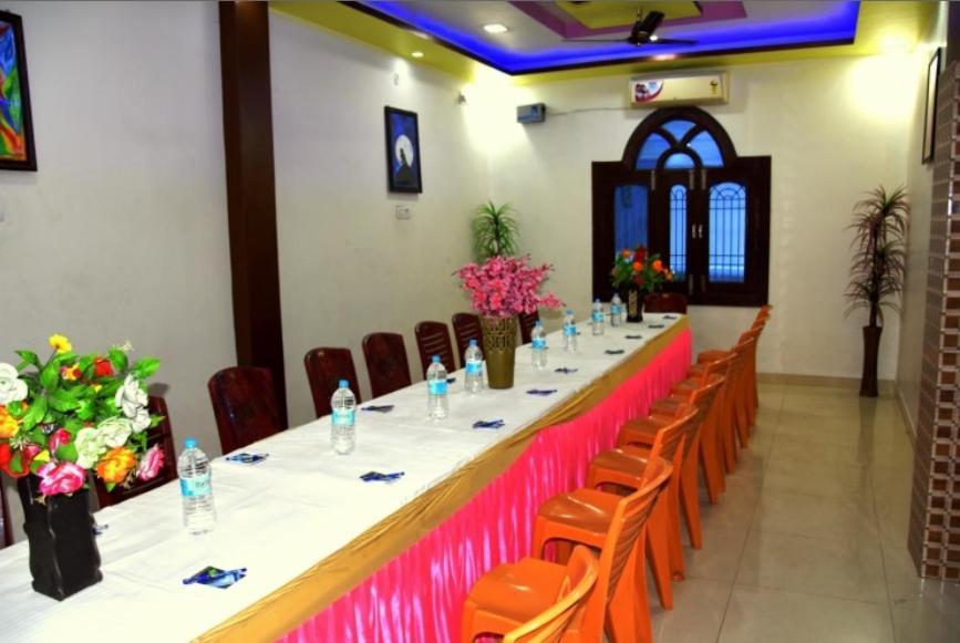 Royal Guest House Gaya Ngoại thất bức ảnh
